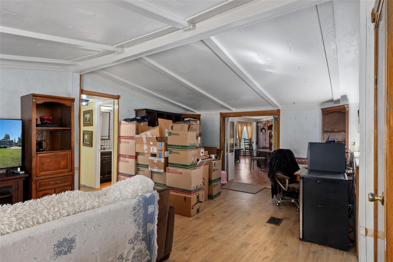 Image 21 of 45 For 3816 Fox Ridge Boulevard