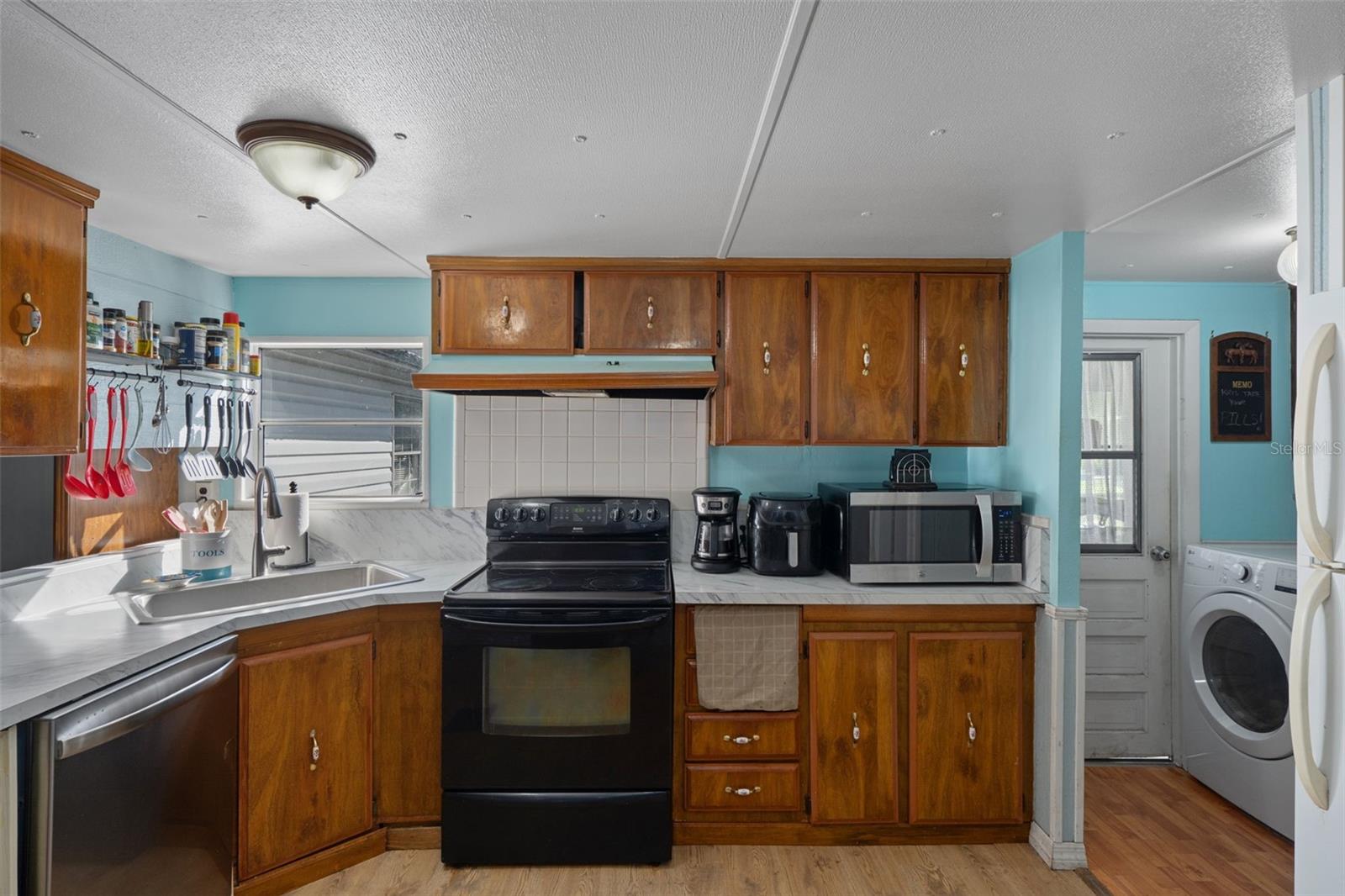 Image 26 of 45 For 3816 Fox Ridge Boulevard