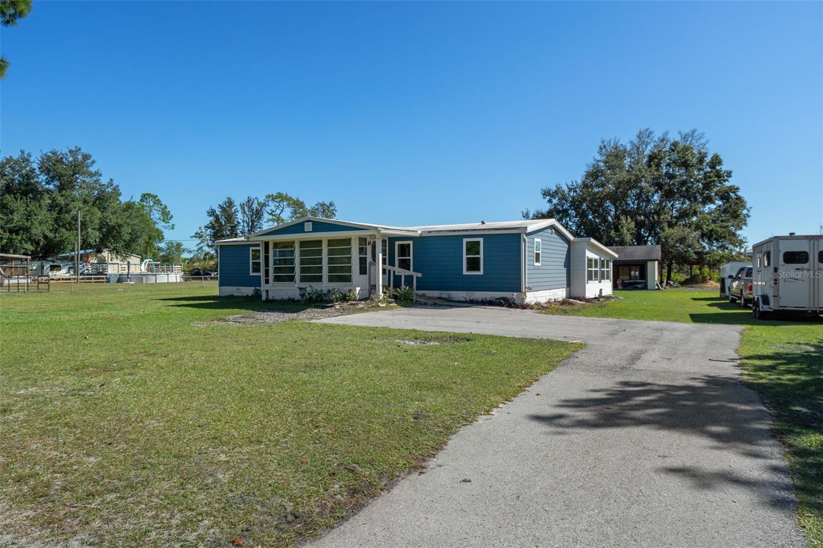 Image 3 of 45 For 3816 Fox Ridge Boulevard