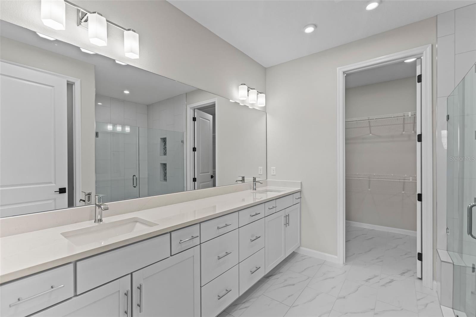 Image 21 of 52 For 563 Hammock Oaks Boulevard