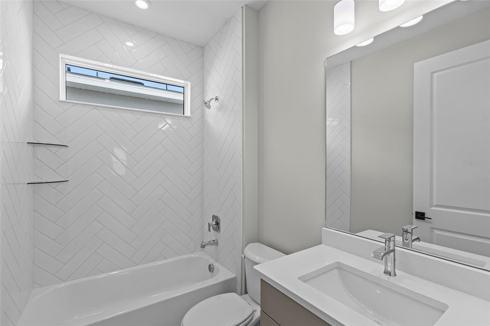 Image 28 of 52 For 563 Hammock Oaks Boulevard