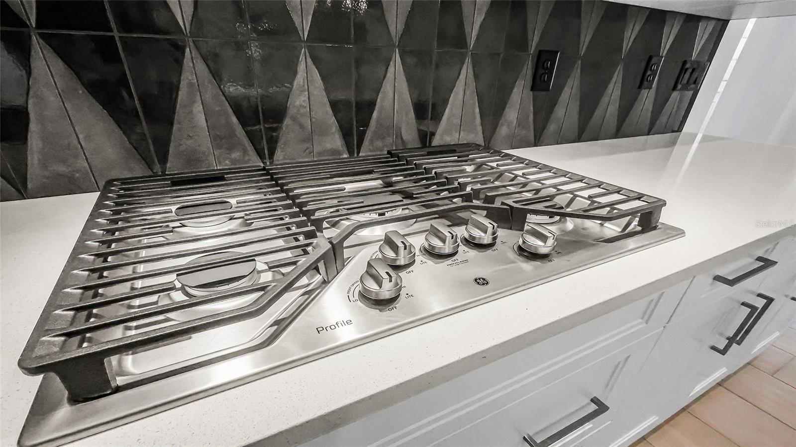 Image 23 of 49 For 944 Club Cresswind Drive