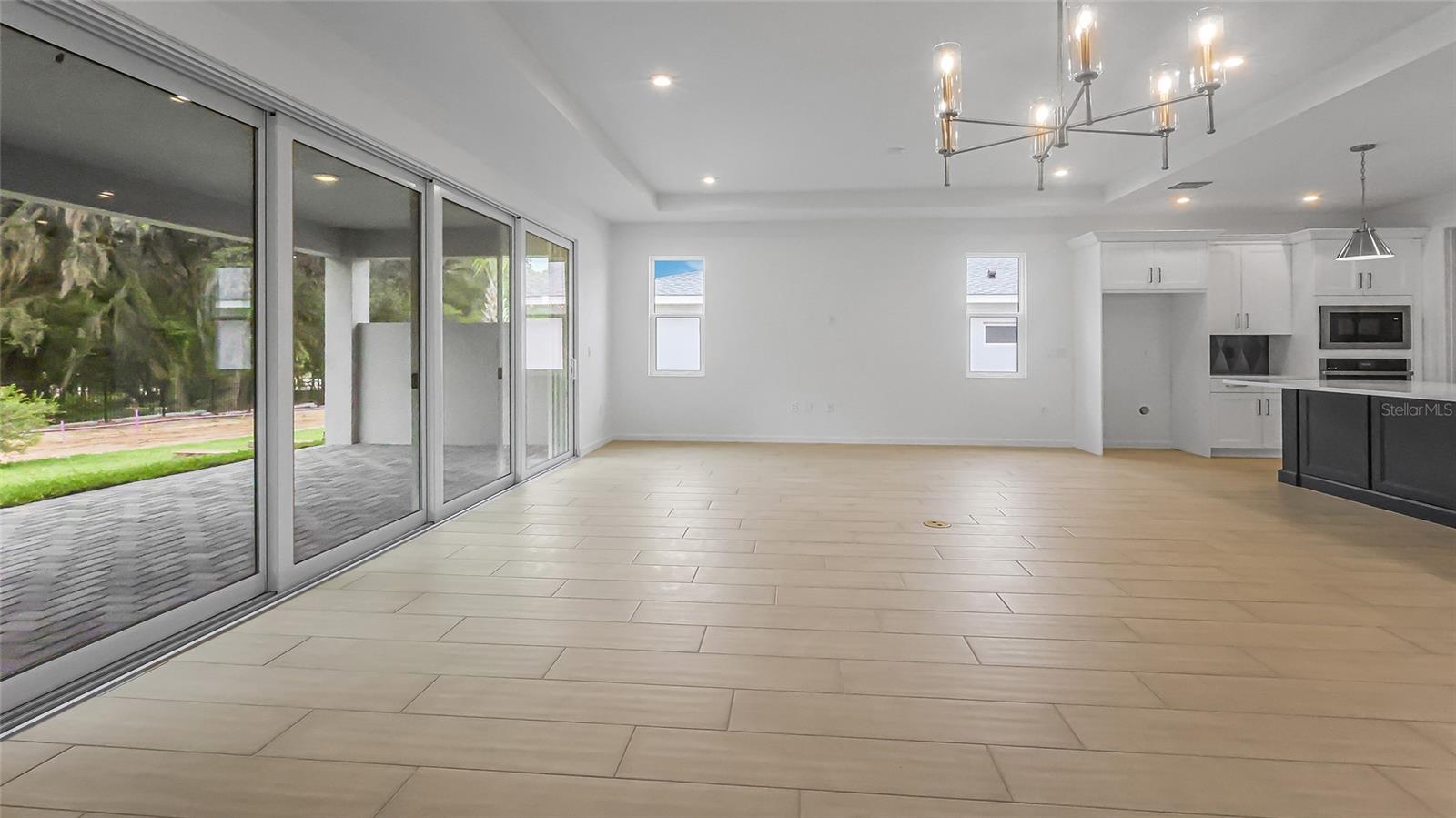 Image 32 of 49 For 944 Club Cresswind Drive