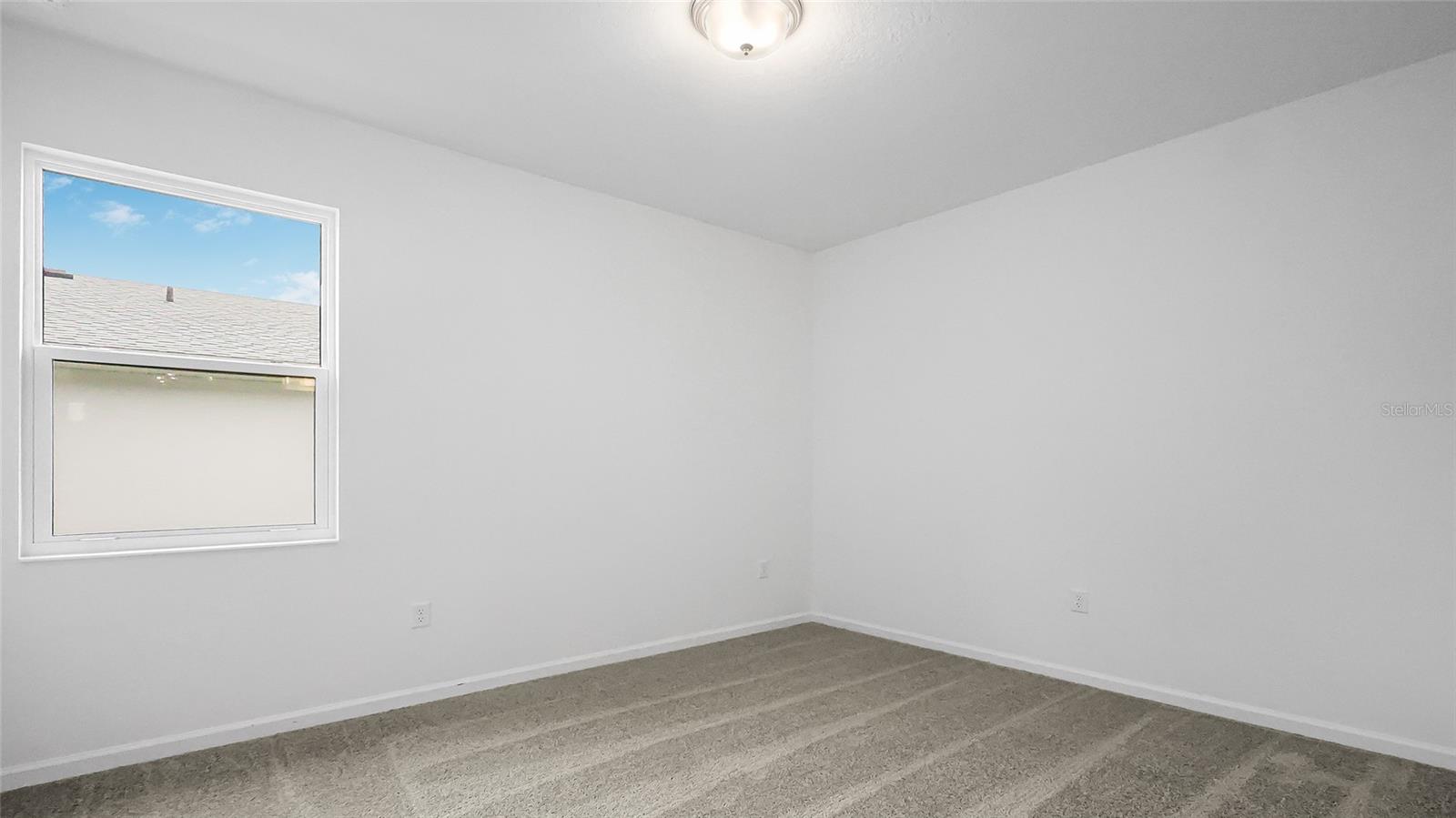 Image 36 of 49 For 944 Club Cresswind Drive