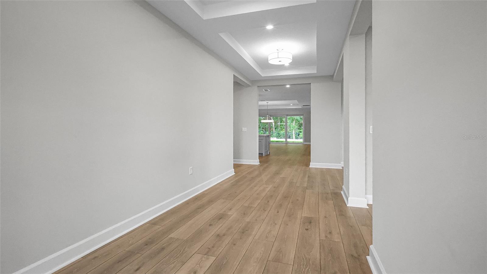 Image 10 of 82 For 960 Club Cresswind Drive