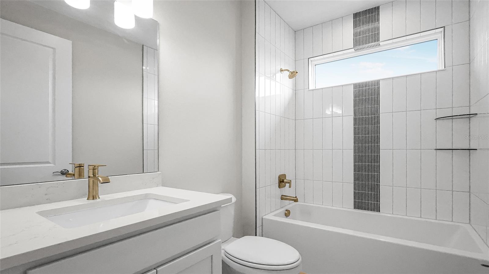 Image 16 of 82 For 960 Club Cresswind Drive