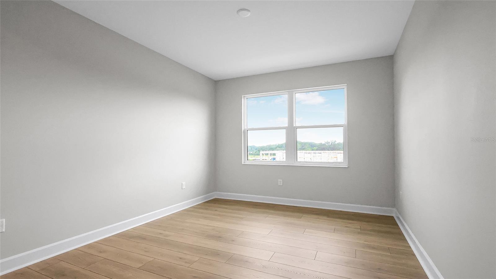 Image 18 of 82 For 960 Club Cresswind Drive