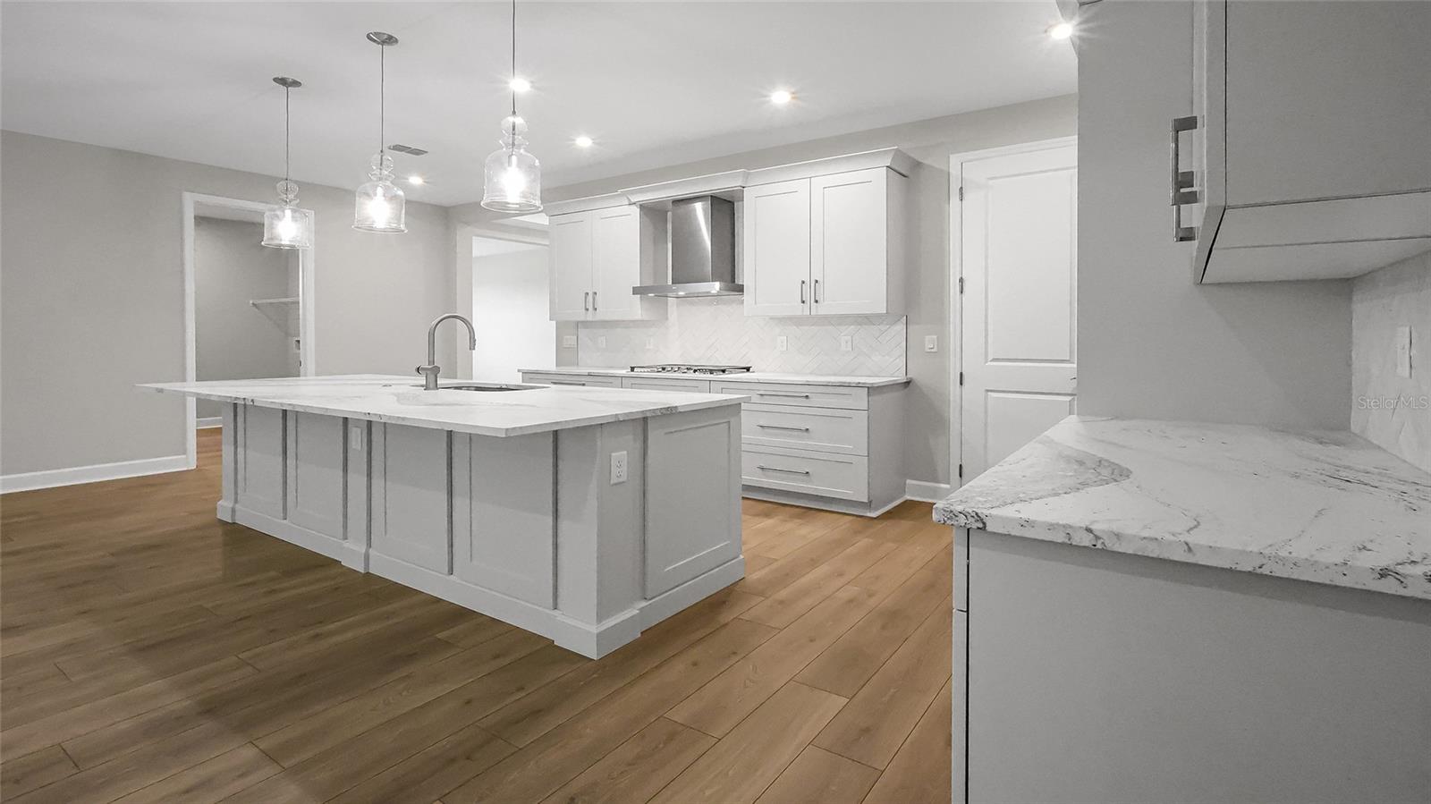 Image 35 of 82 For 960 Club Cresswind Drive