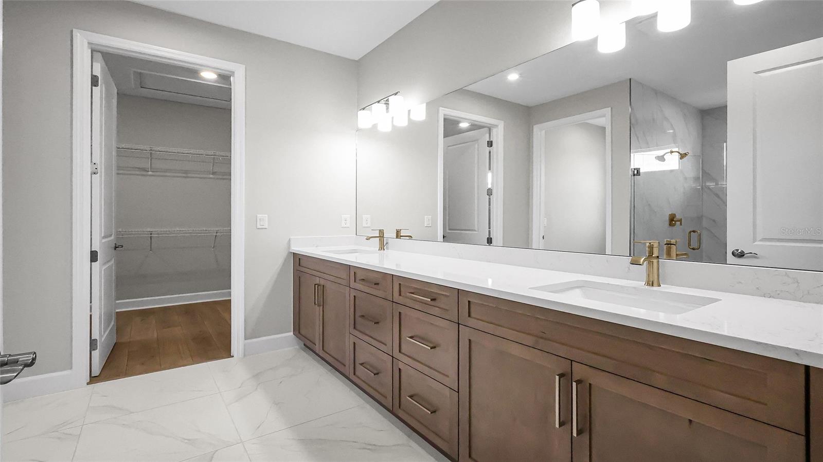 Image 40 of 82 For 960 Club Cresswind Drive