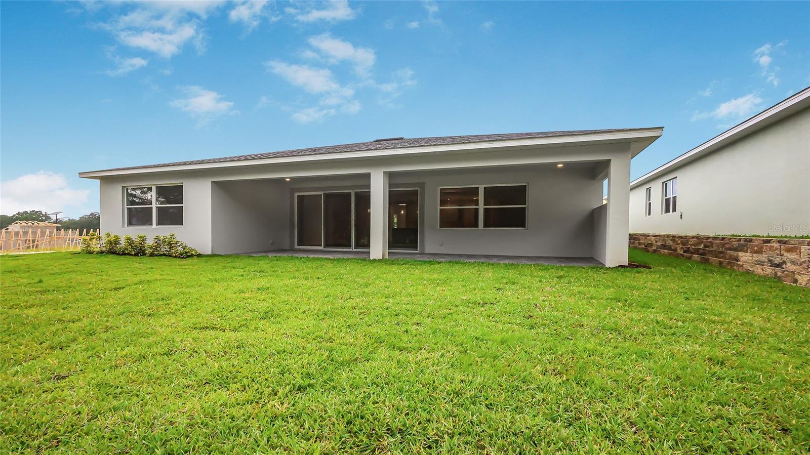 Image 50 of 82 For 960 Club Cresswind Drive