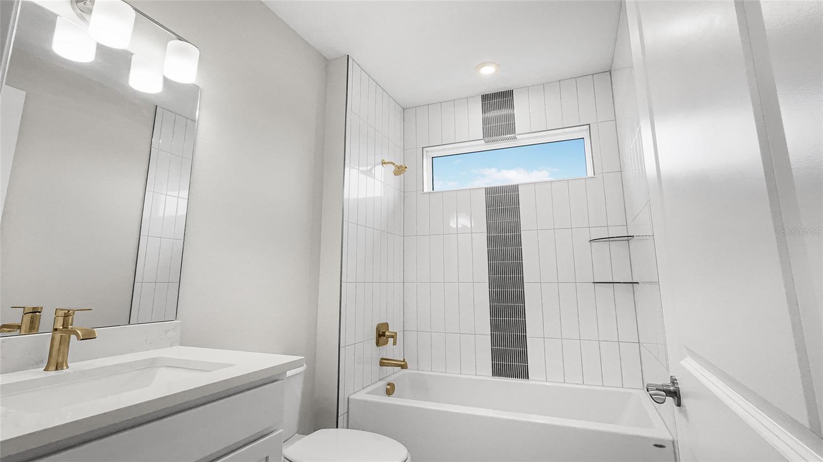 Image 61 of 82 For 960 Club Cresswind Drive