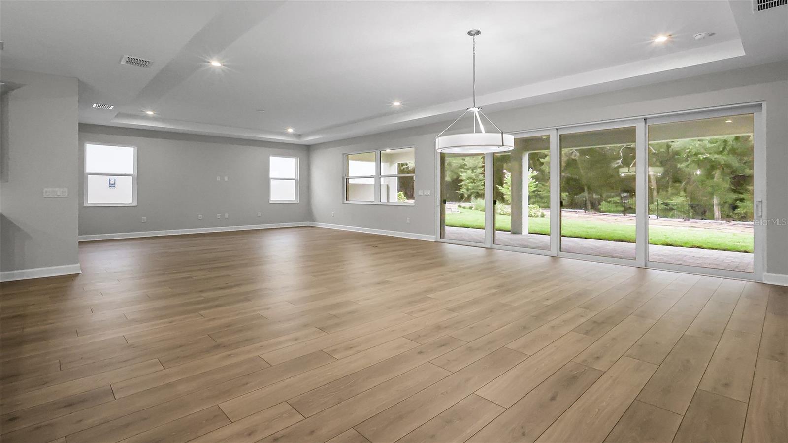 Image 64 of 82 For 960 Club Cresswind Drive