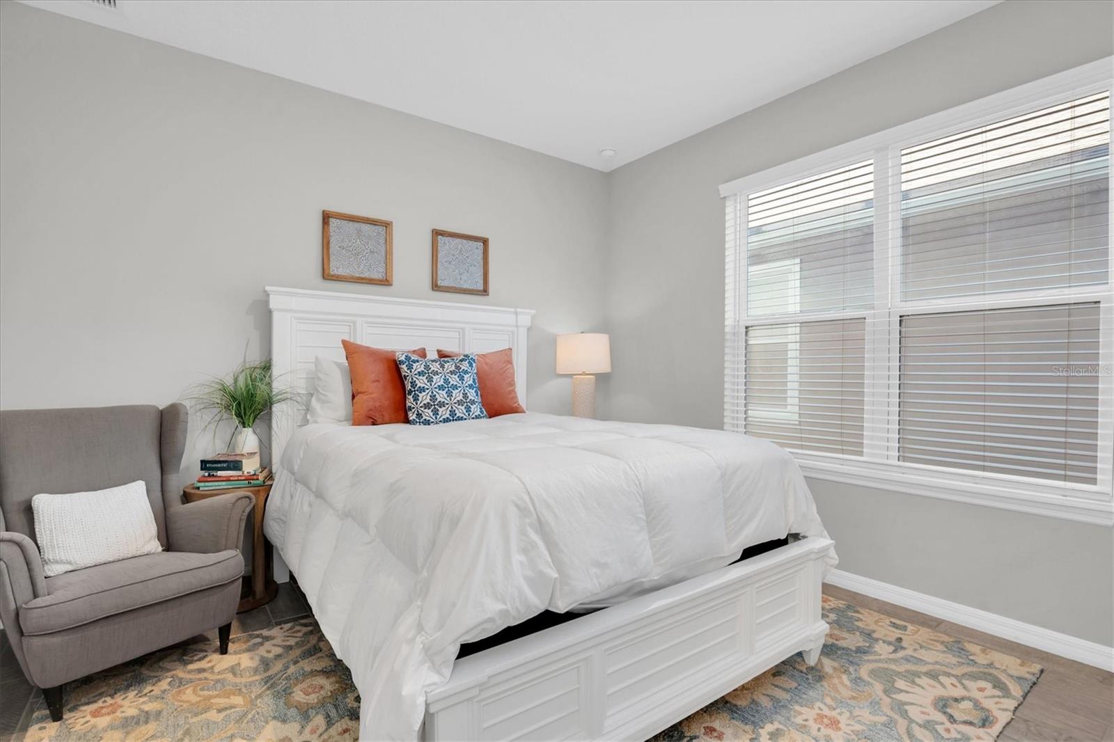 Image 32 of 53 For 13709 Stansil Avenue