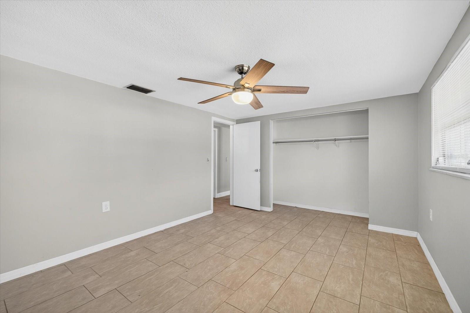 Image 18 of 44 For 5352 Mosaic Drive