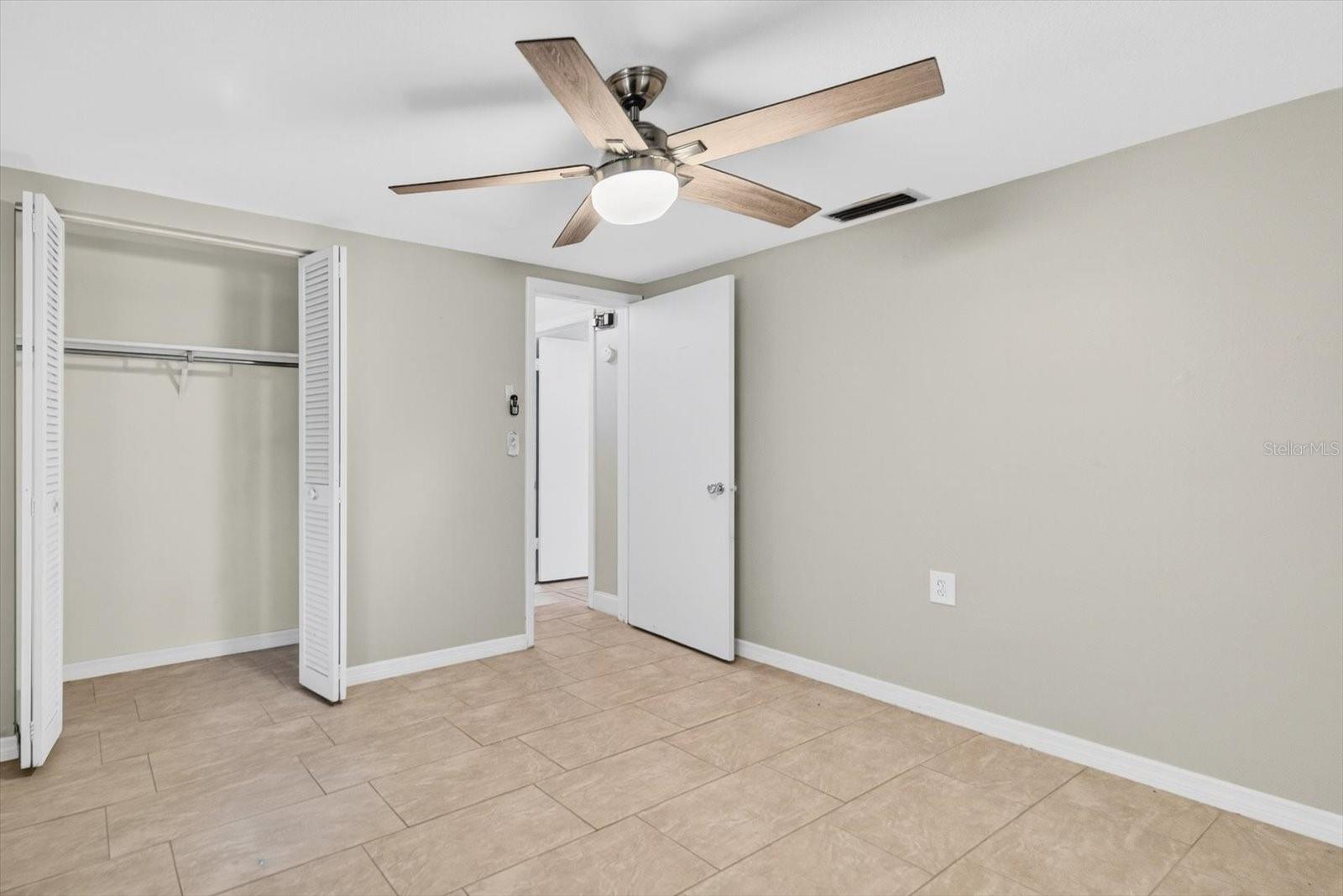 Image 22 of 44 For 5352 Mosaic Drive