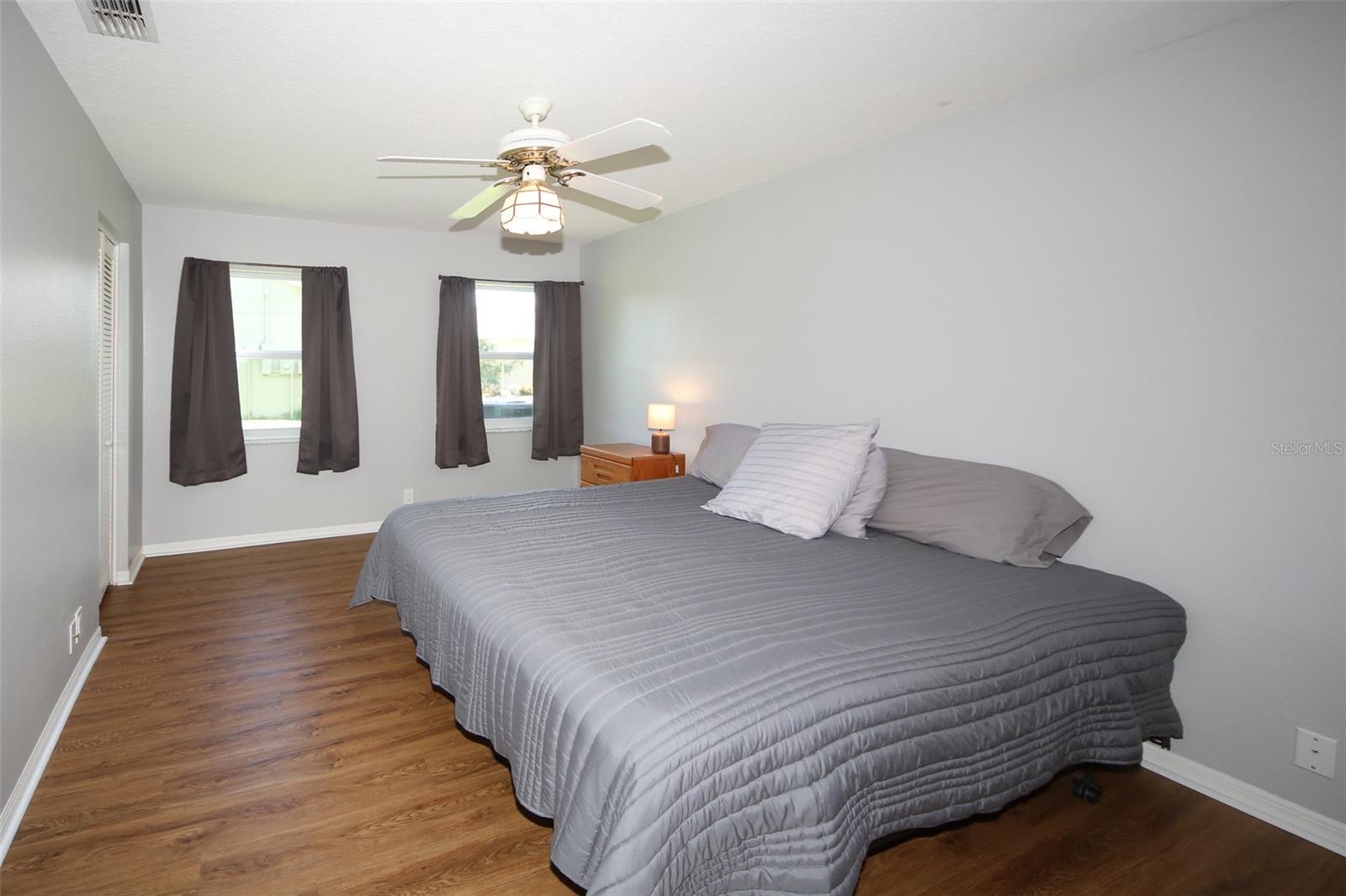 Image 17 of 43 For 8345 Pavilion Drive