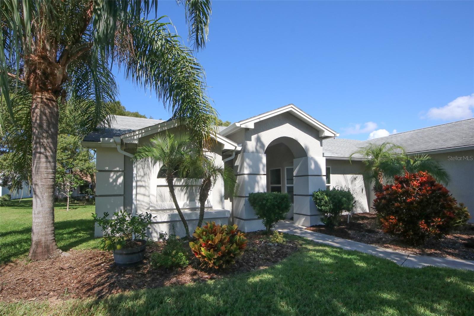 Image 5 of 43 For 8345 Pavilion Drive