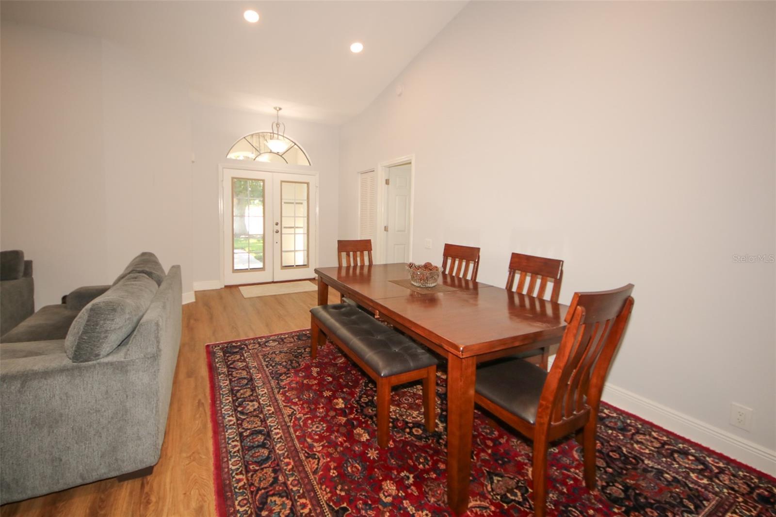 Image 9 of 43 For 8345 Pavilion Drive
