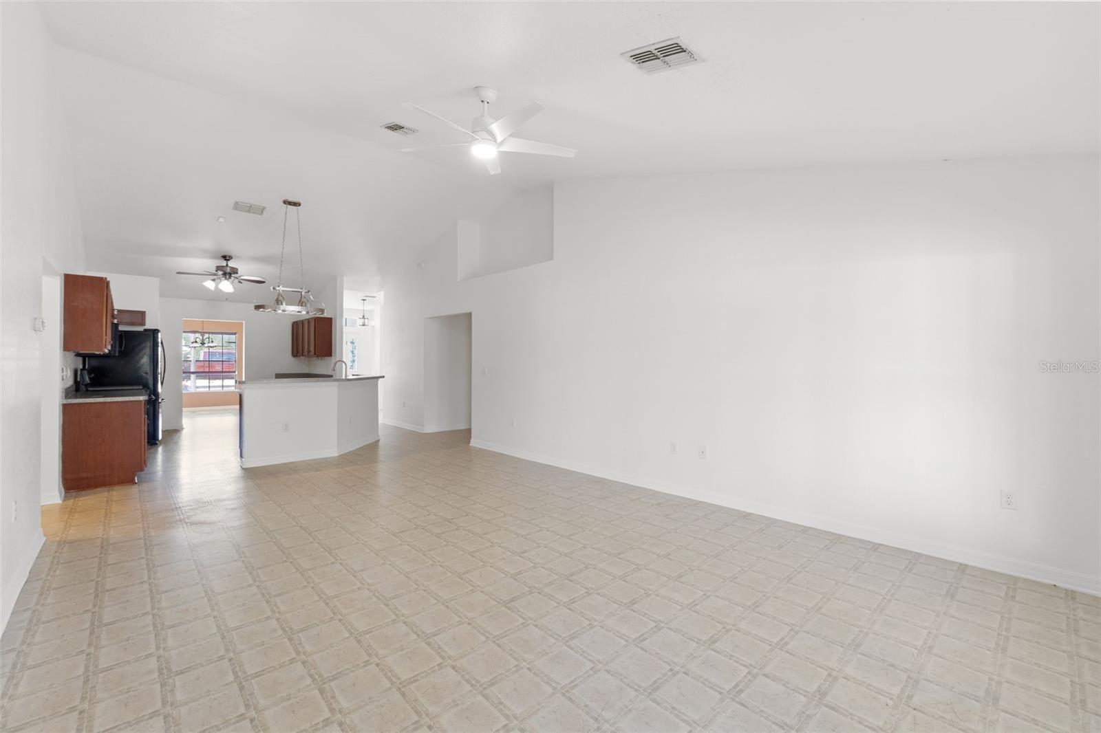 Image 24 of 51 For 3027 Bayshore Drive