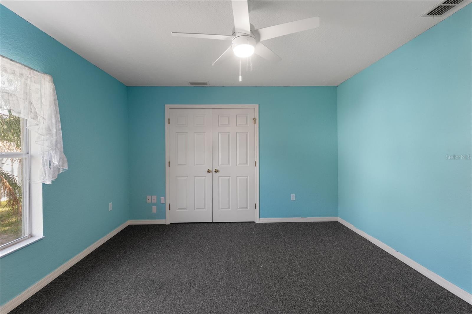 Image 26 of 51 For 3027 Bayshore Drive