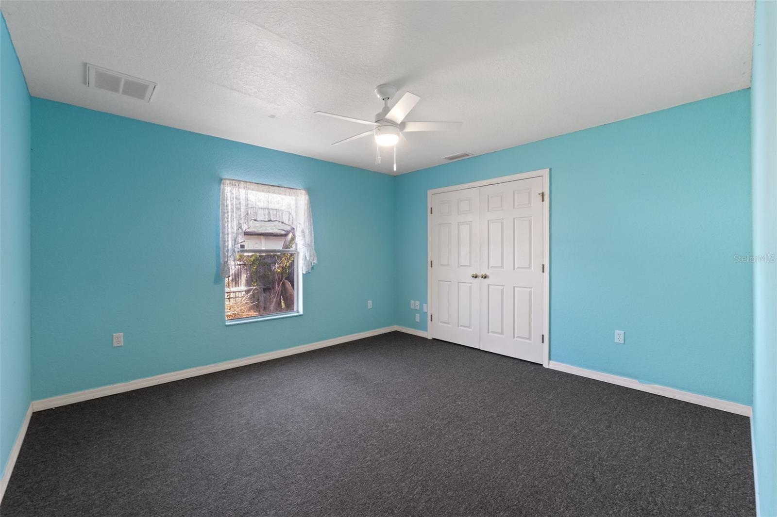 Image 27 of 51 For 3027 Bayshore Drive