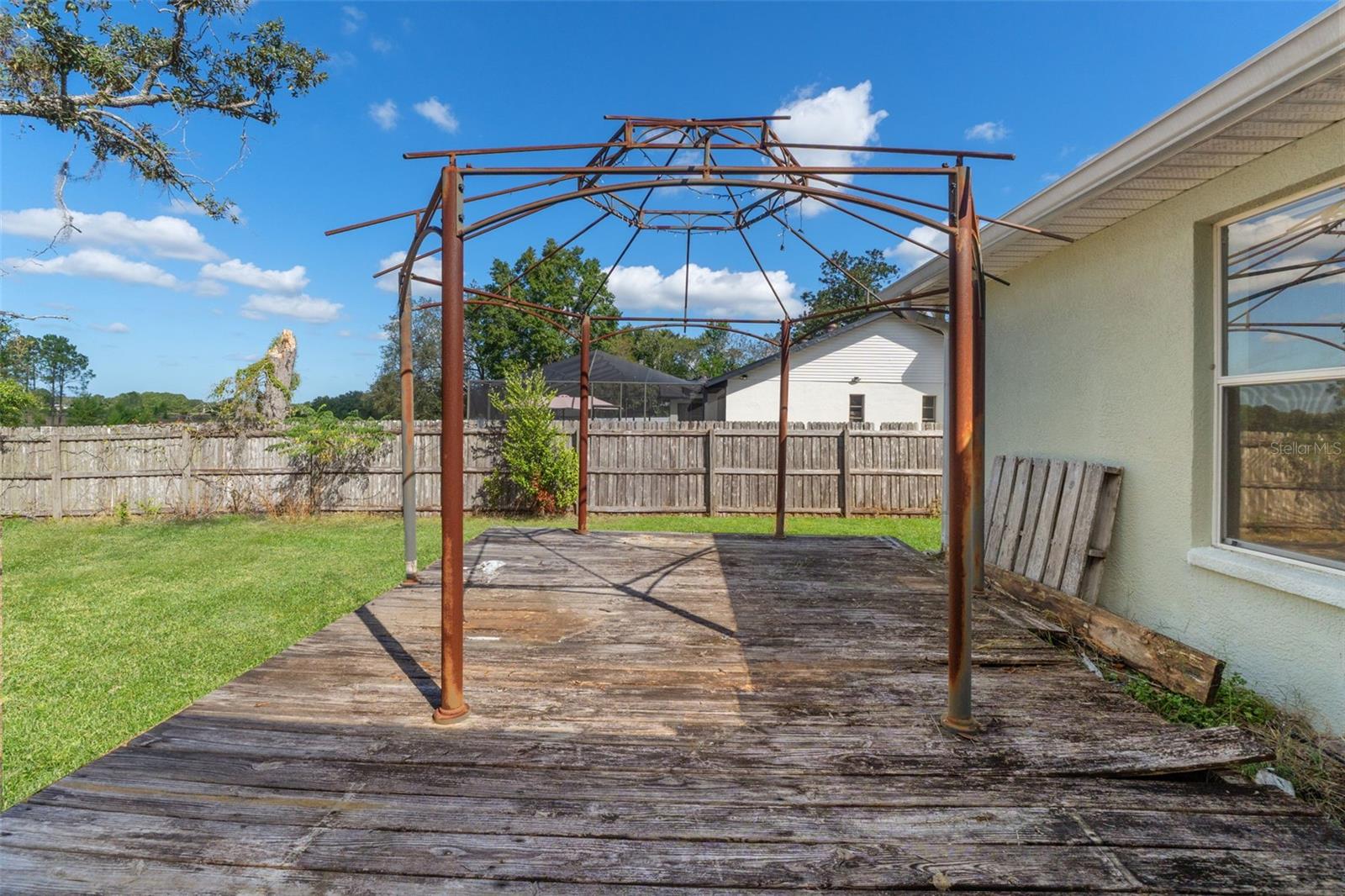 Image 39 of 51 For 3027 Bayshore Drive