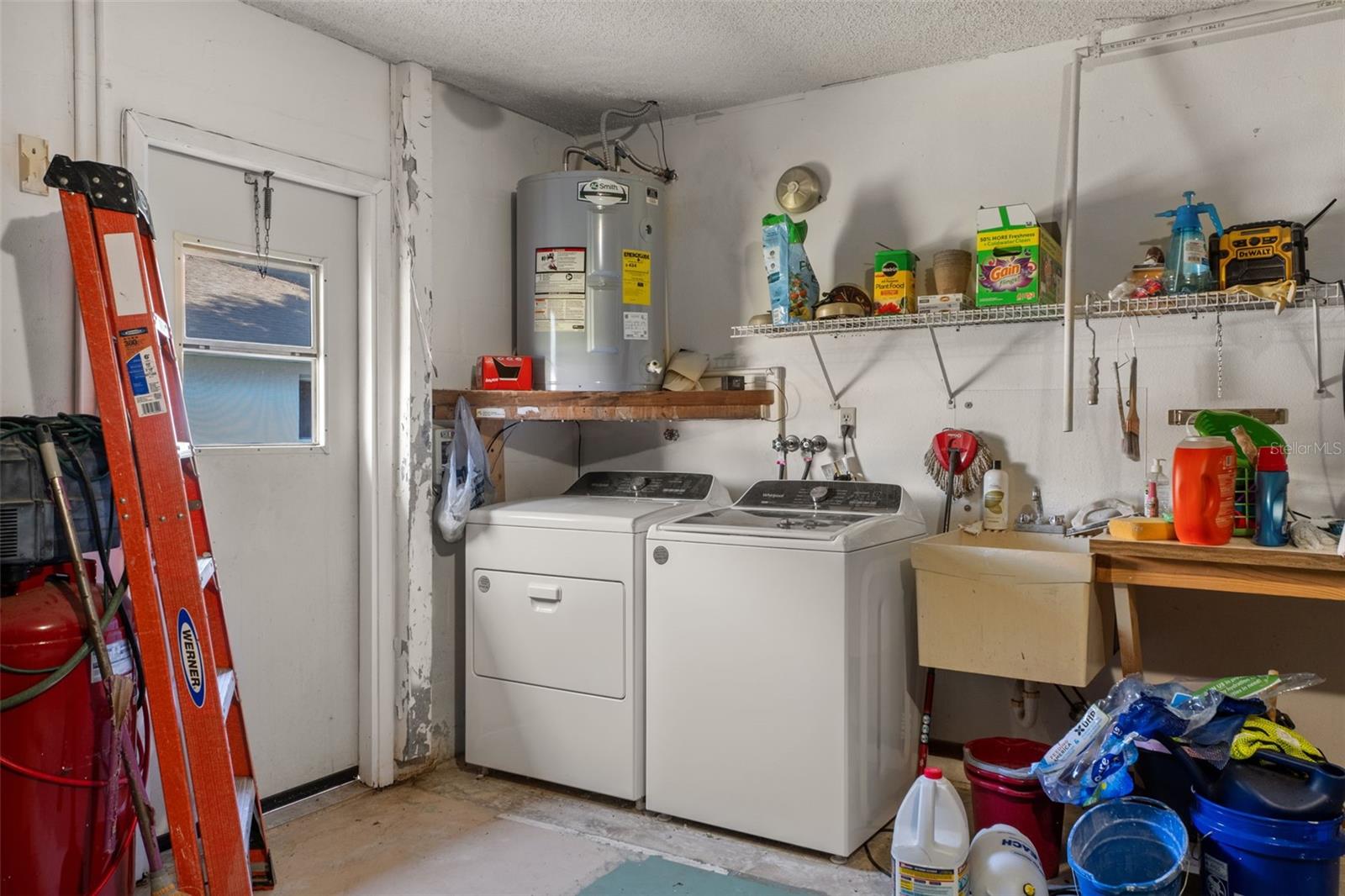 Image 27 of 41 For 7606 Landmark Drive