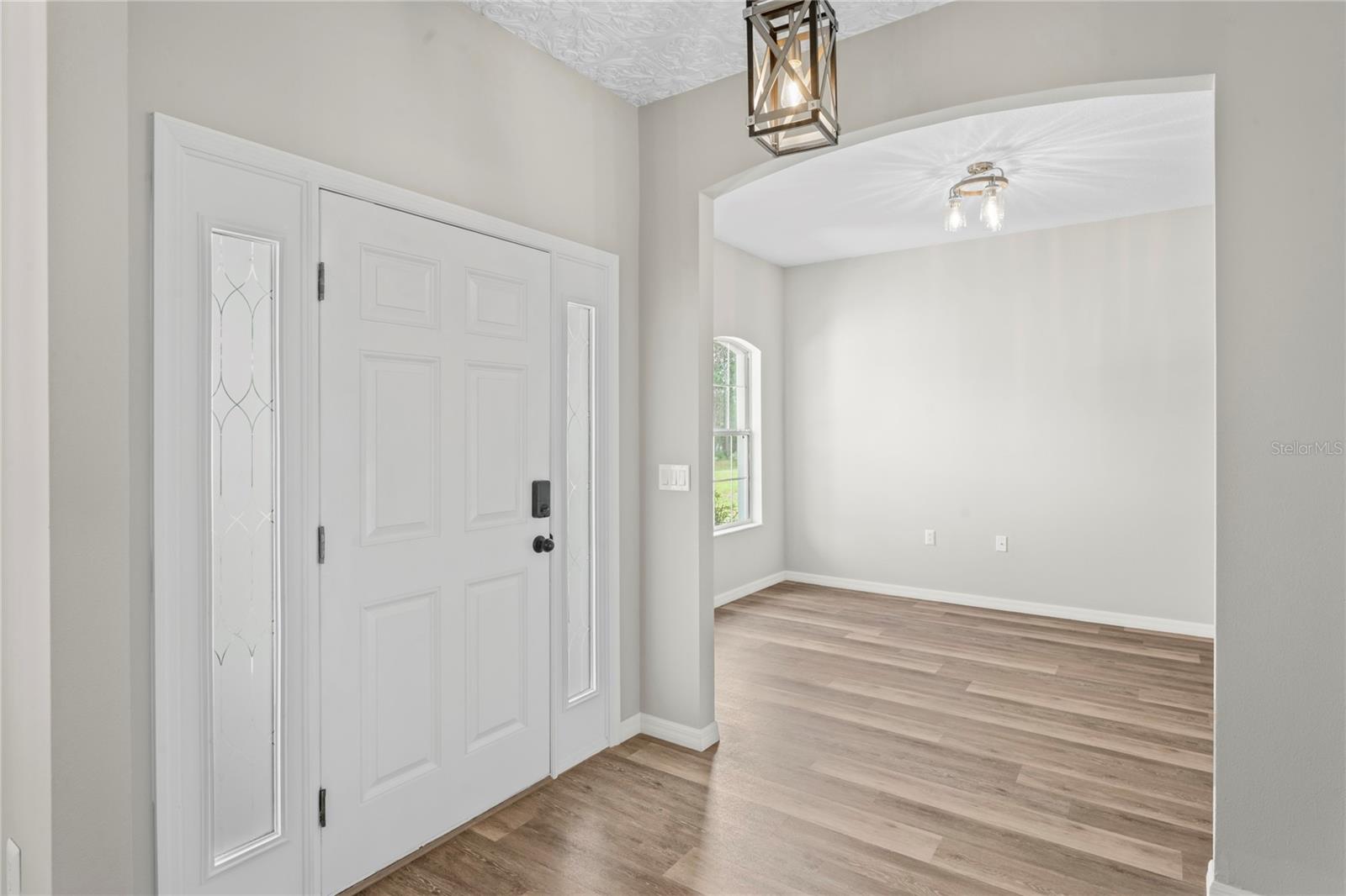 Image 7 of 66 For 7620 Cricket Drive