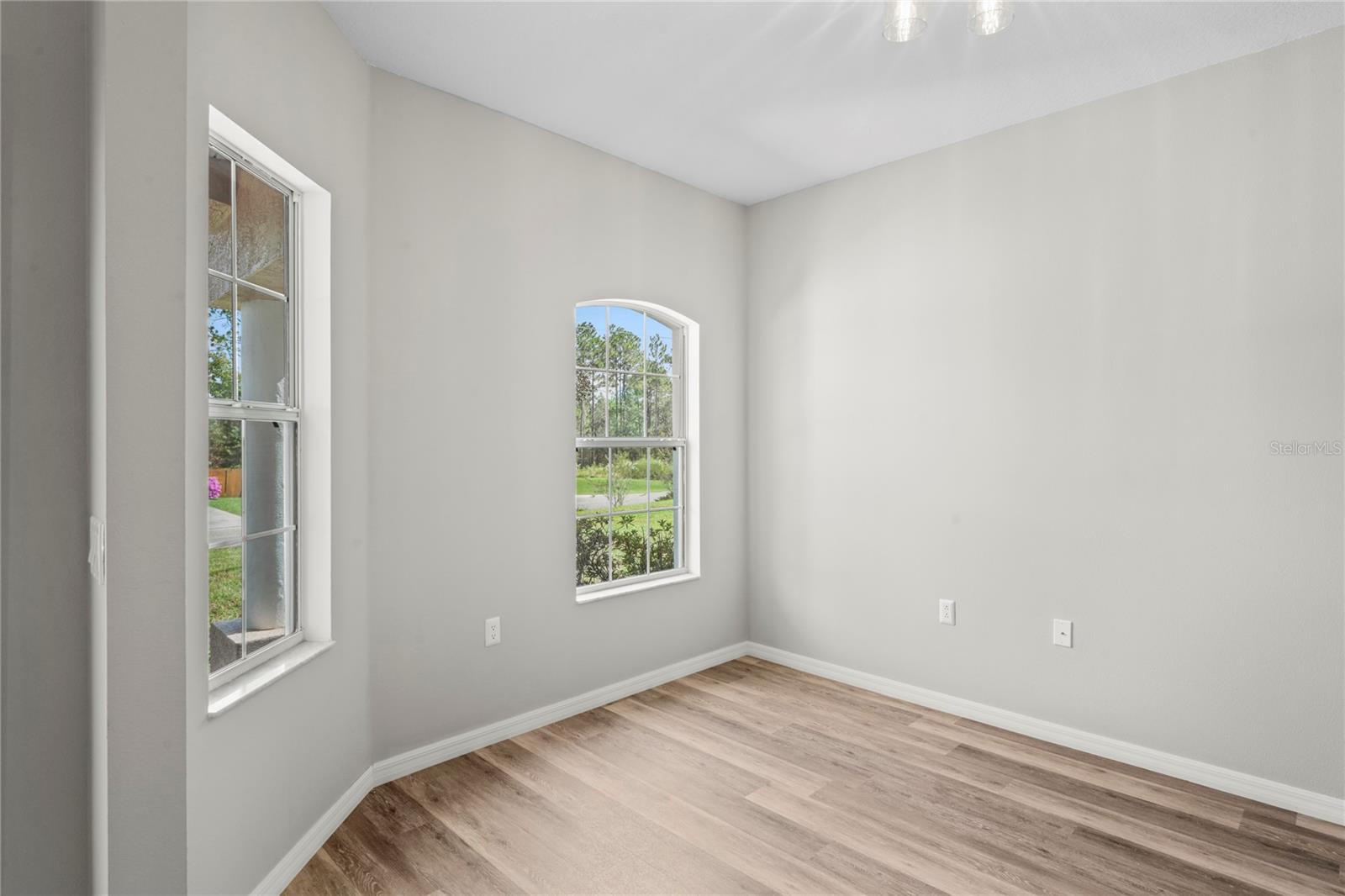 Image 8 of 66 For 7620 Cricket Drive