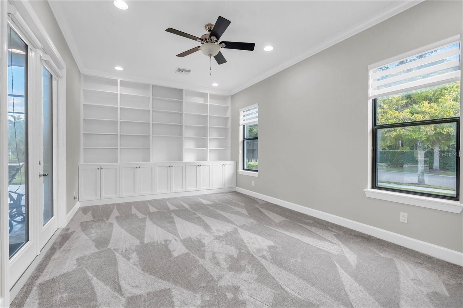 Listing photo id 37 for 1403 Merry Water Drive