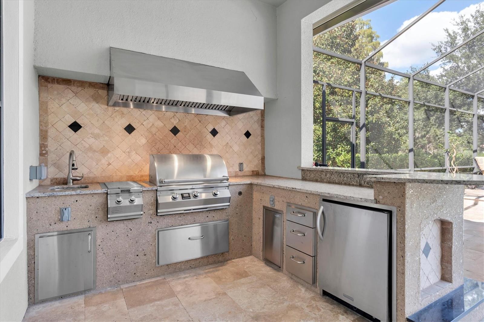 Listing photo id 42 for 1403 Merry Water Drive