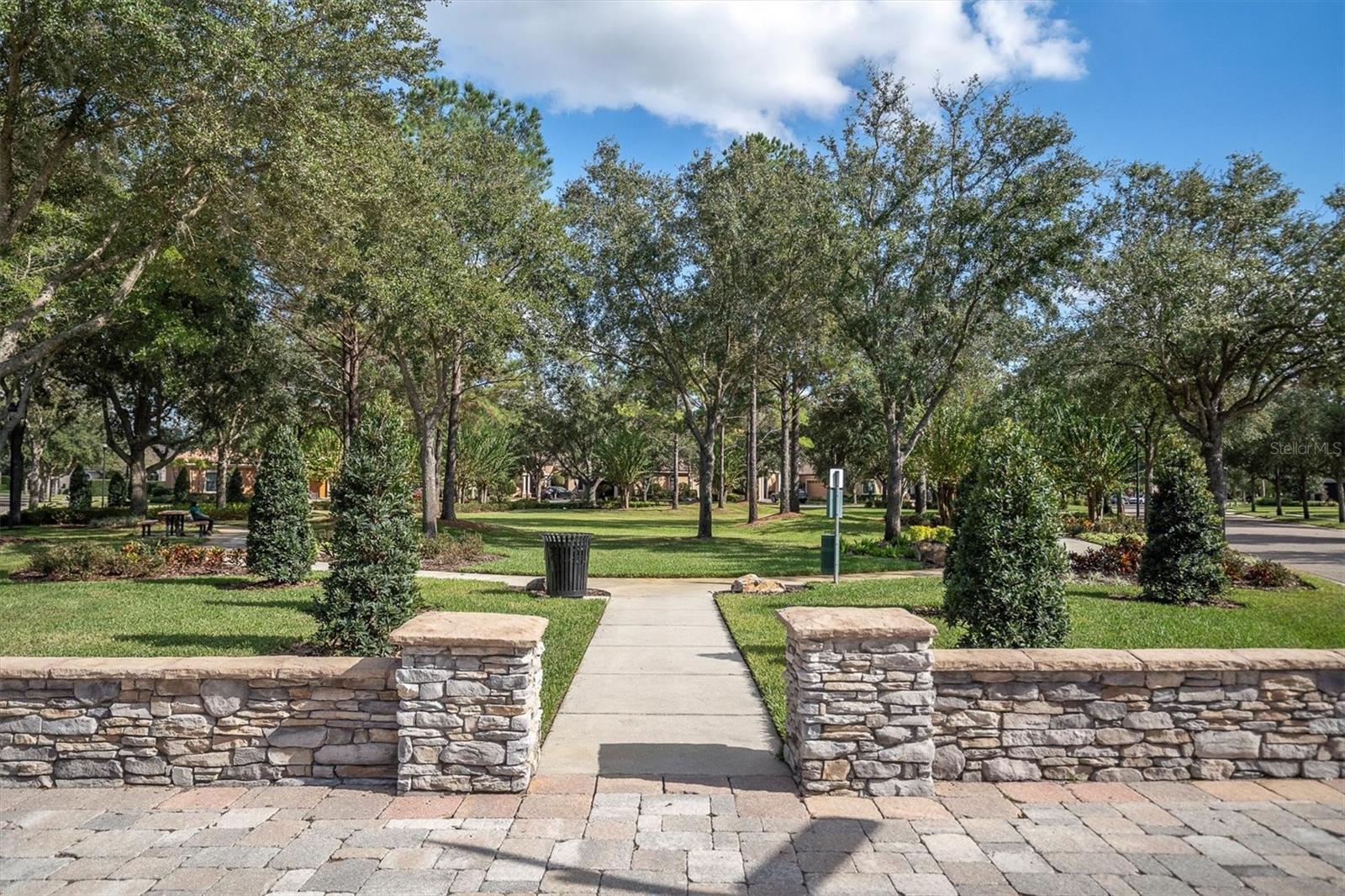 Listing photo id 63 for 1403 Merry Water Drive