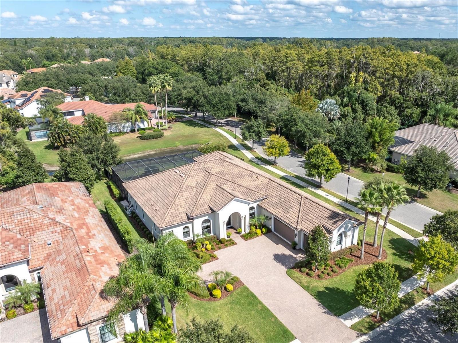 Listing photo id 5 for 1403 Merry Water Drive