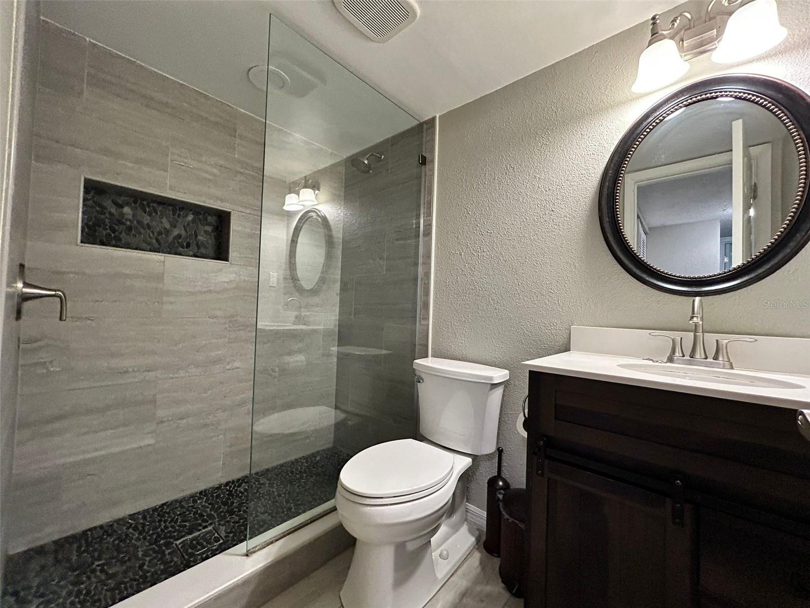 Image 13 of 21 For 14524 Seaford Circle 101