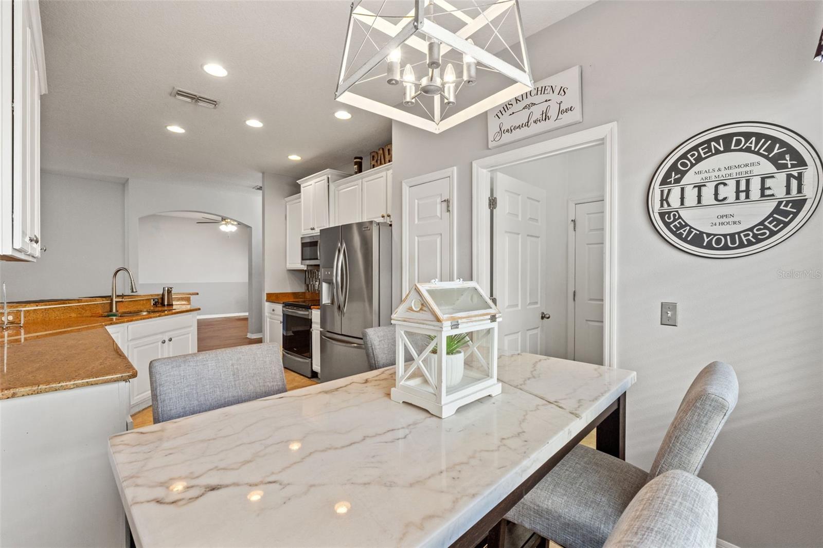 Image 8 of 28 For 30745 Satinleaf Run