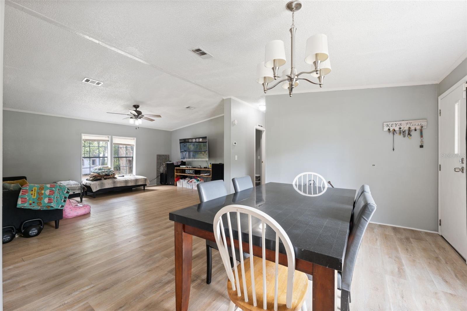 Image 10 of 39 For 9913 Fargo Drive