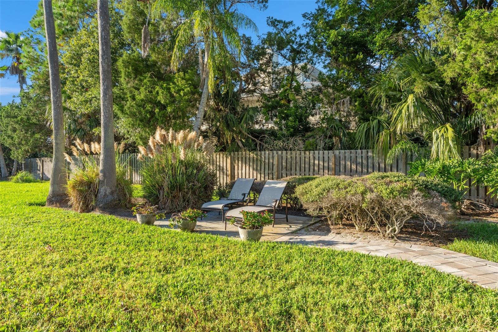 Image 50 of 64 For 300 Florida Avenue 600f