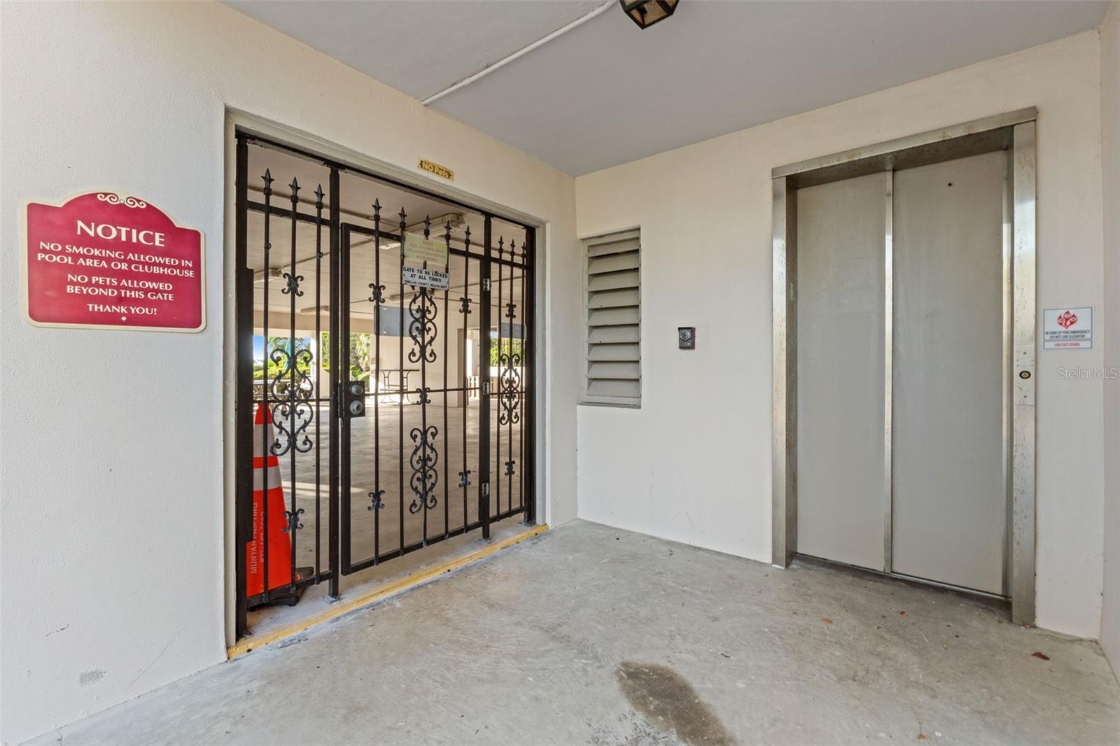 Image 61 of 64 For 300 Florida Avenue 600f