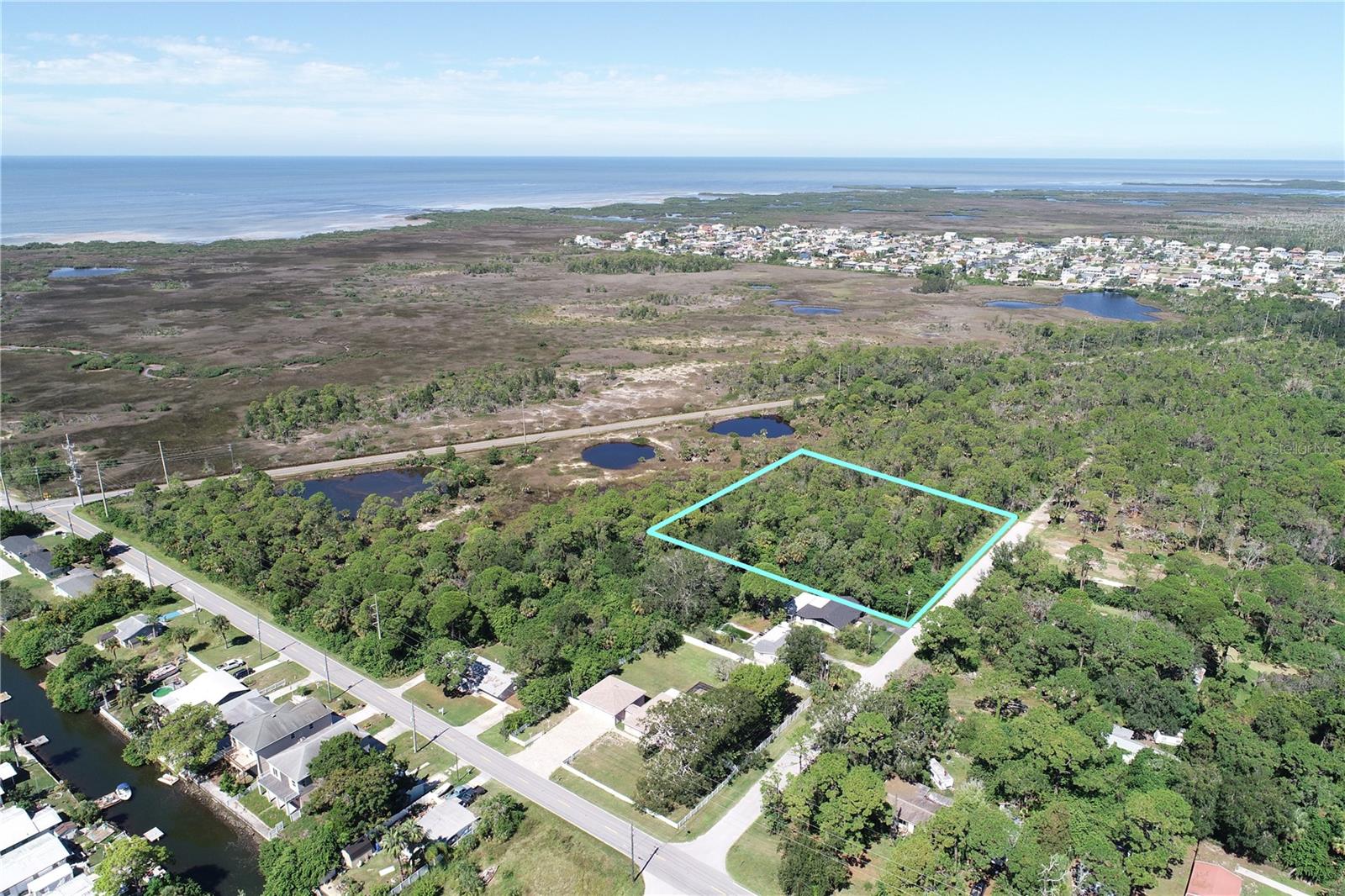 Image 7 of 20 For 34 Shark Street