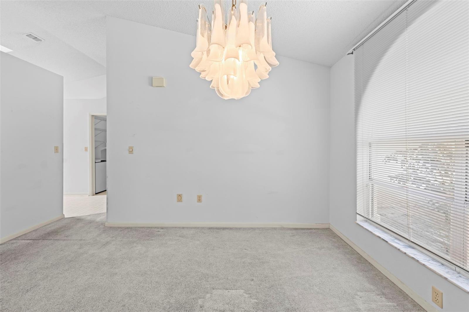 Image 11 of 52 For 18810 Majestic Oak Court