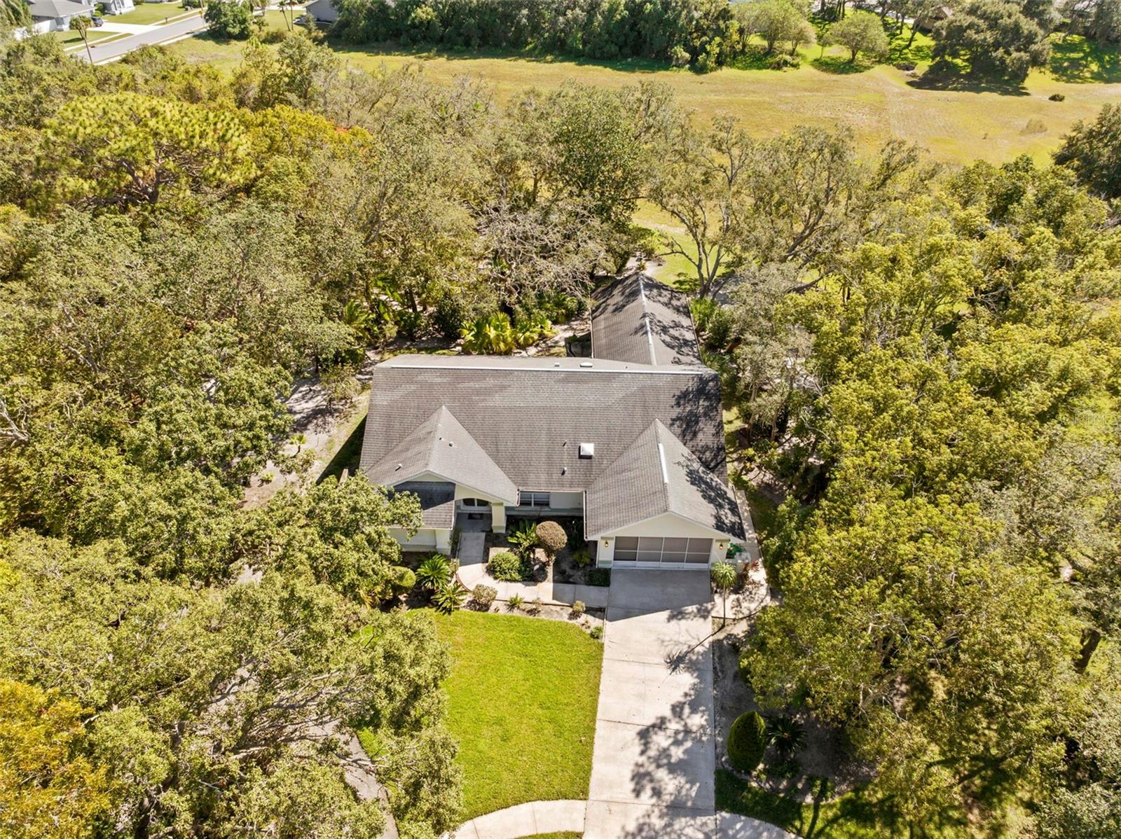 Image 4 of 52 For 18810 Majestic Oak Court