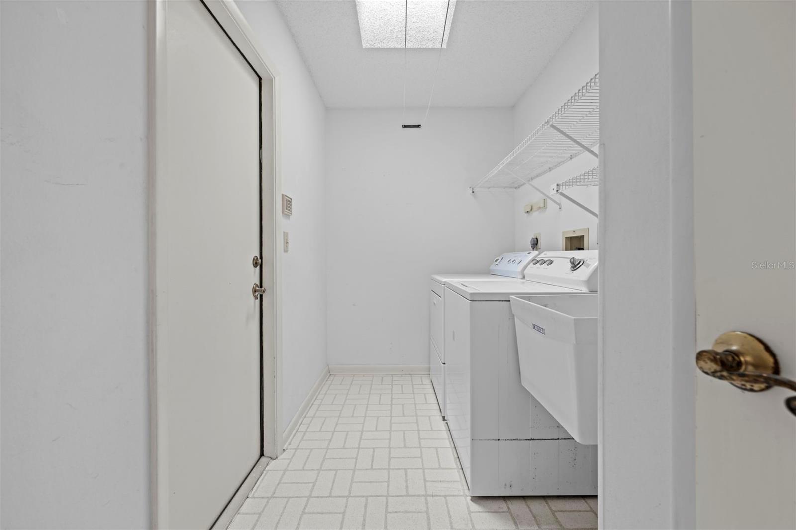 Image 46 of 52 For 18810 Majestic Oak Court