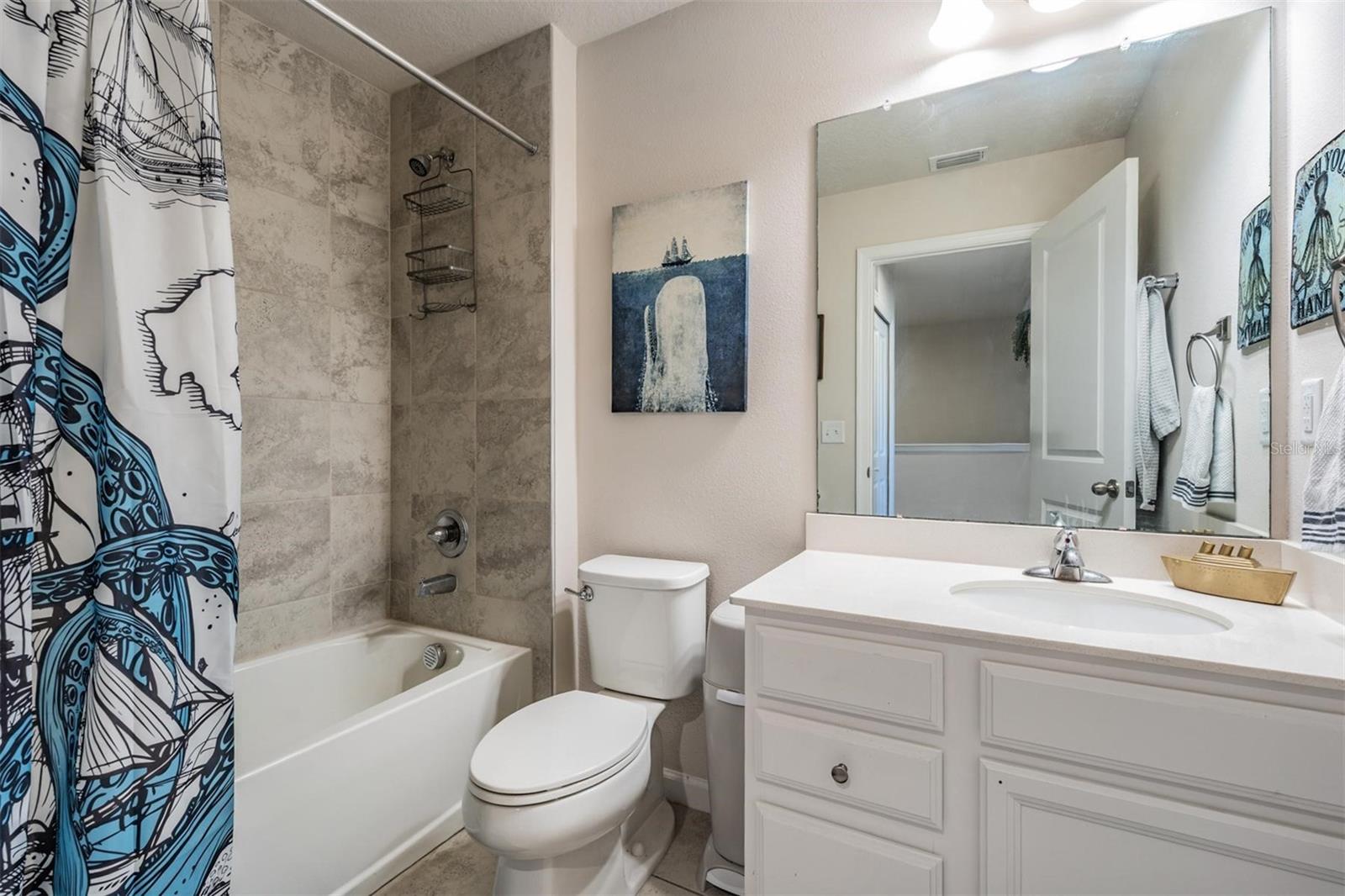 Image 20 of 32 For 15068 Caravan Avenue