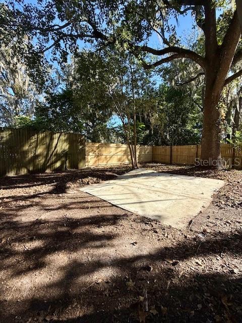 Listing photo id 17 for 21493 Campbell Drive