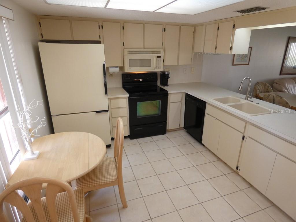 Image 6 of 24 For 7519 Greystone Drive 7519