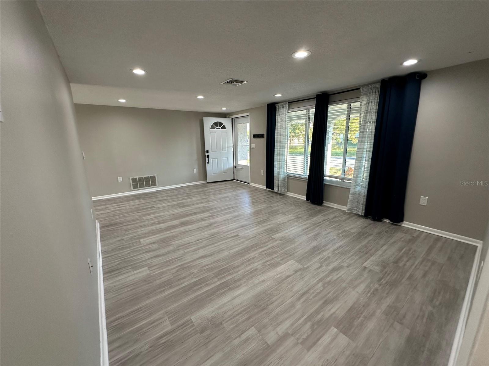 Image 10 of 19 For 7620 Cherrytree Lane