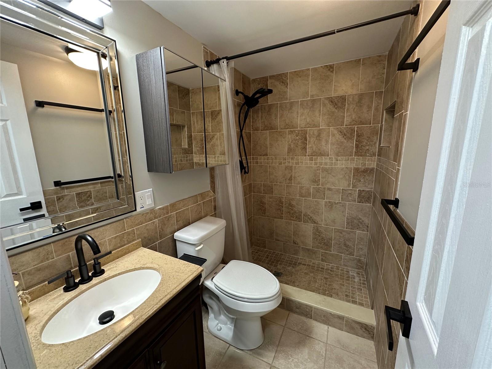 Image 13 of 19 For 7620 Cherrytree Lane