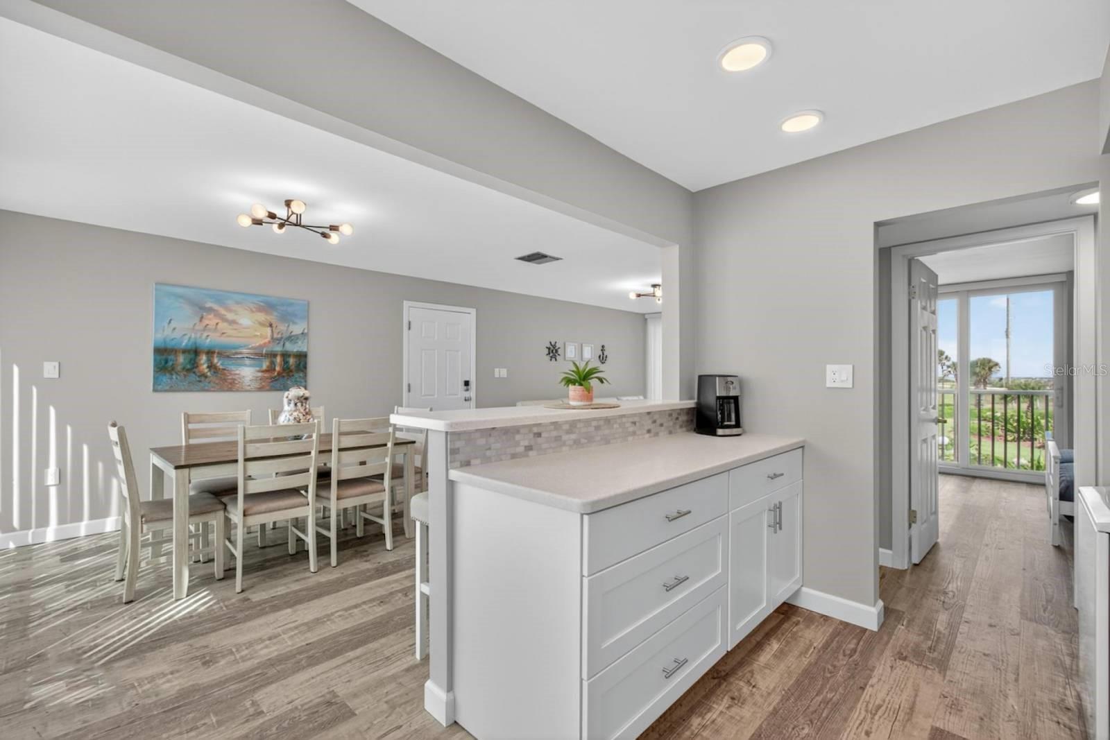 Image 27 of 36 For 5500 Ocean Shore Boulevard Ut02