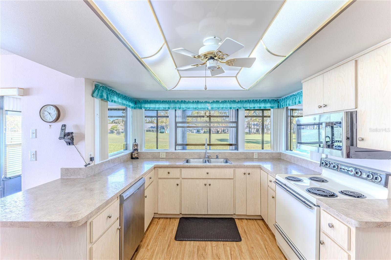 Image 21 of 73 For 6163 Spyglass Court