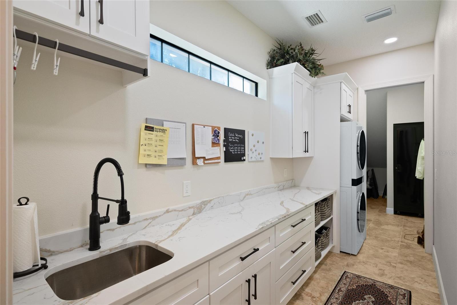 Image 16 of 74 For 1208 Merry Water Drive